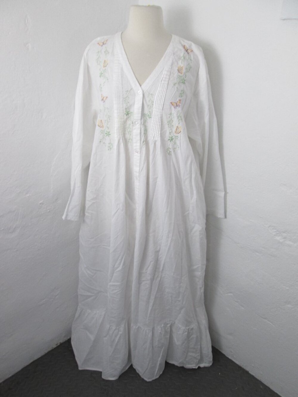 The 1 For U Kate Victorian Nightgown Butterfly Embroidered 1X-2X CottageCore